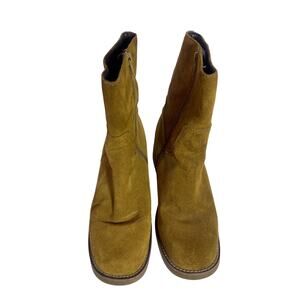 Y2K No Boundaries Square Toe Suede Boot 9M
